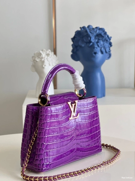 Rep ladies LOUIS BB VUITTON CAPUCINES 0810